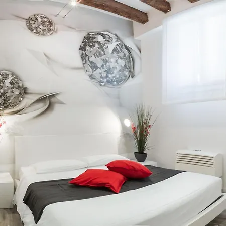 San Polo Design By Wonderful Italy Velence